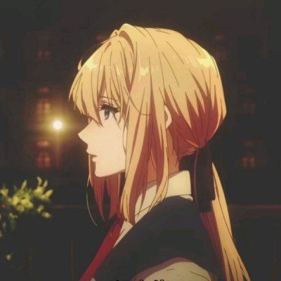 女子捡到金项链发现异常立马扔掉